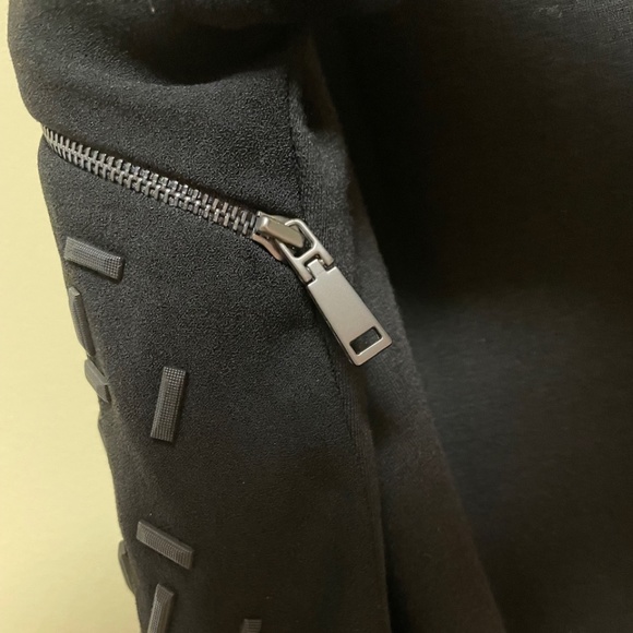 Elie Tahari. The Celeste knit, beaded, zipper, multi-fabric sweater  M-L - Picture 6 of 12